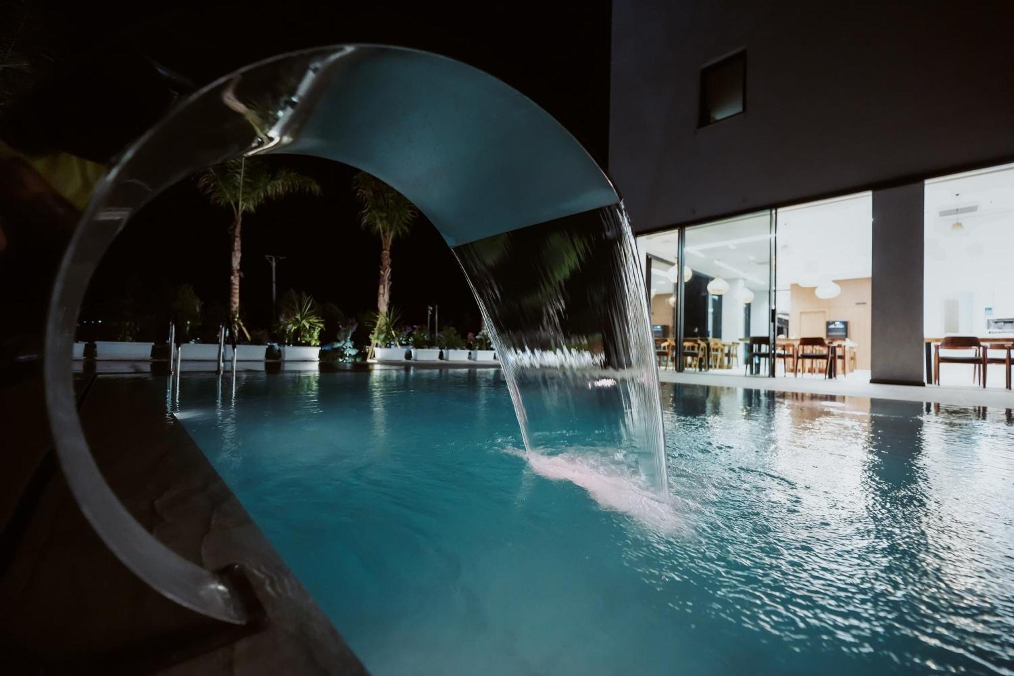 Euro Hotel Ksamil Bagian luar foto
