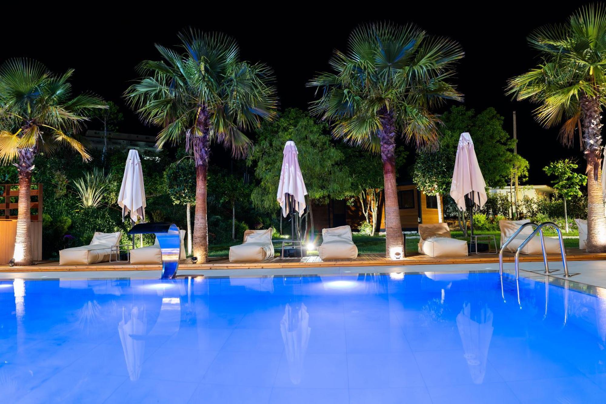 Euro Hotel Ksamil Bagian luar foto