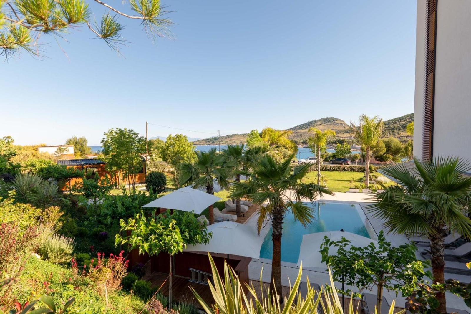 Euro Hotel Ksamil Bagian luar foto