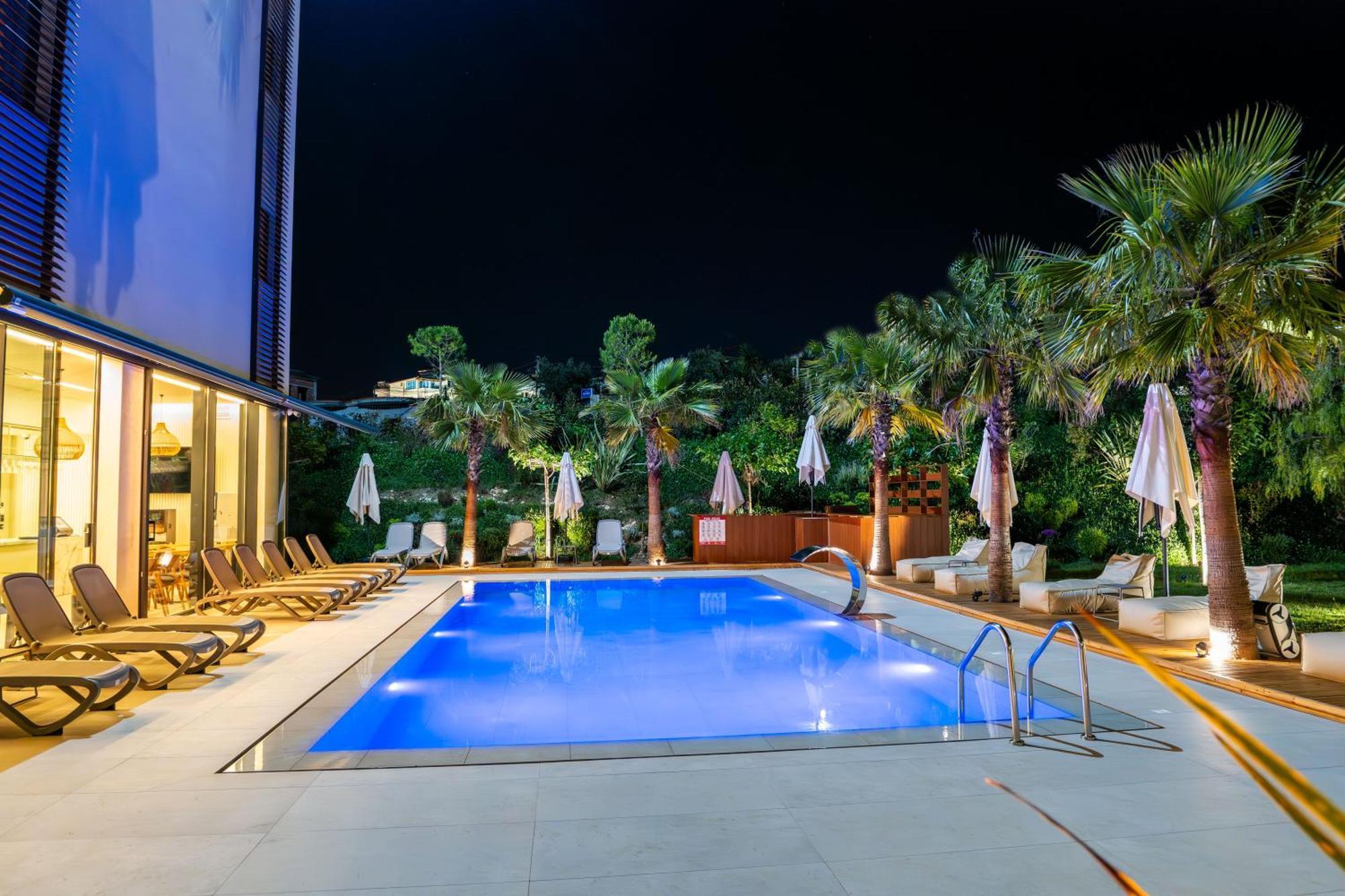 Euro Hotel Ksamil Bagian luar foto
