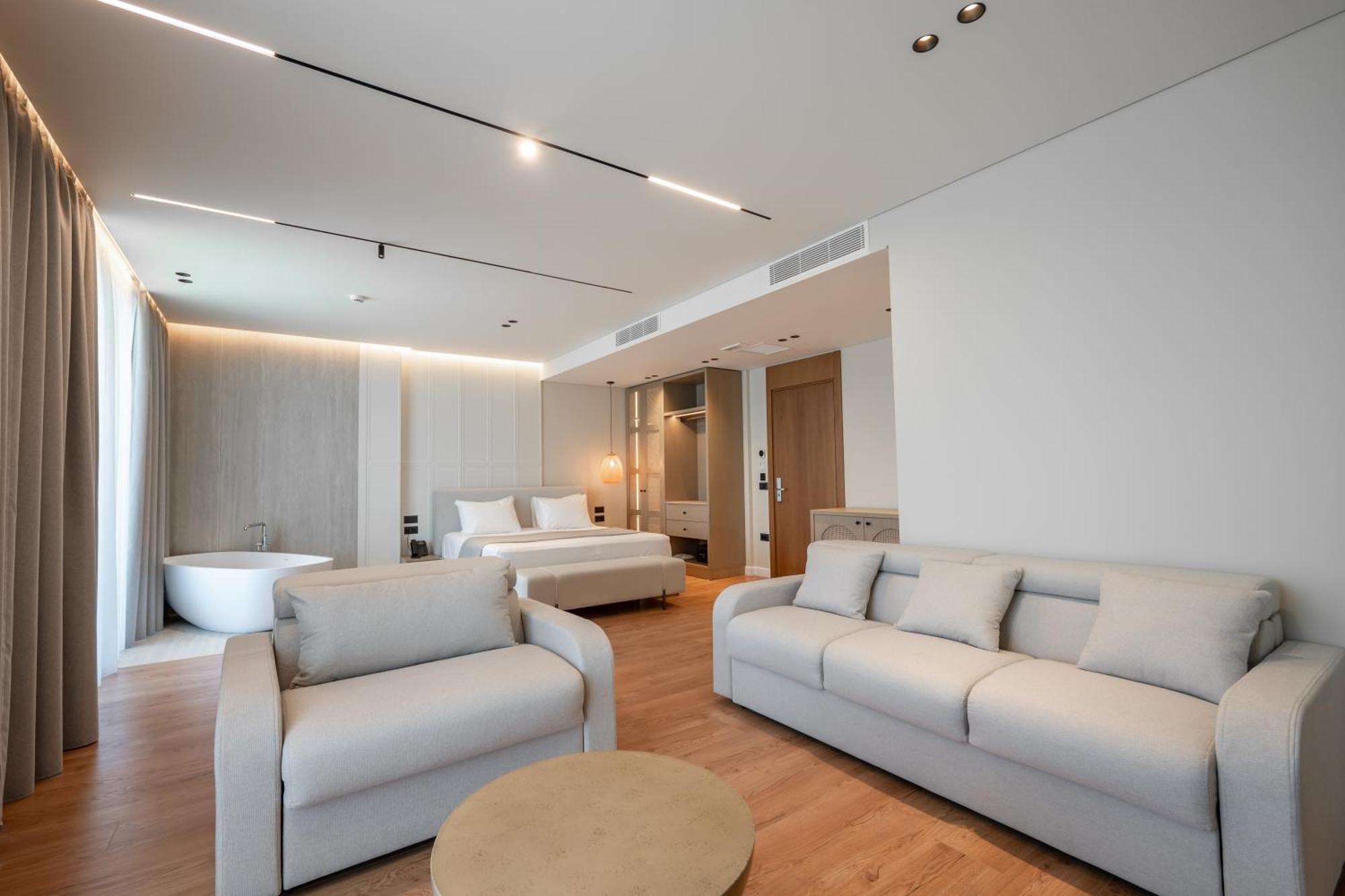 Euro Hotel Ksamil Bagian luar foto