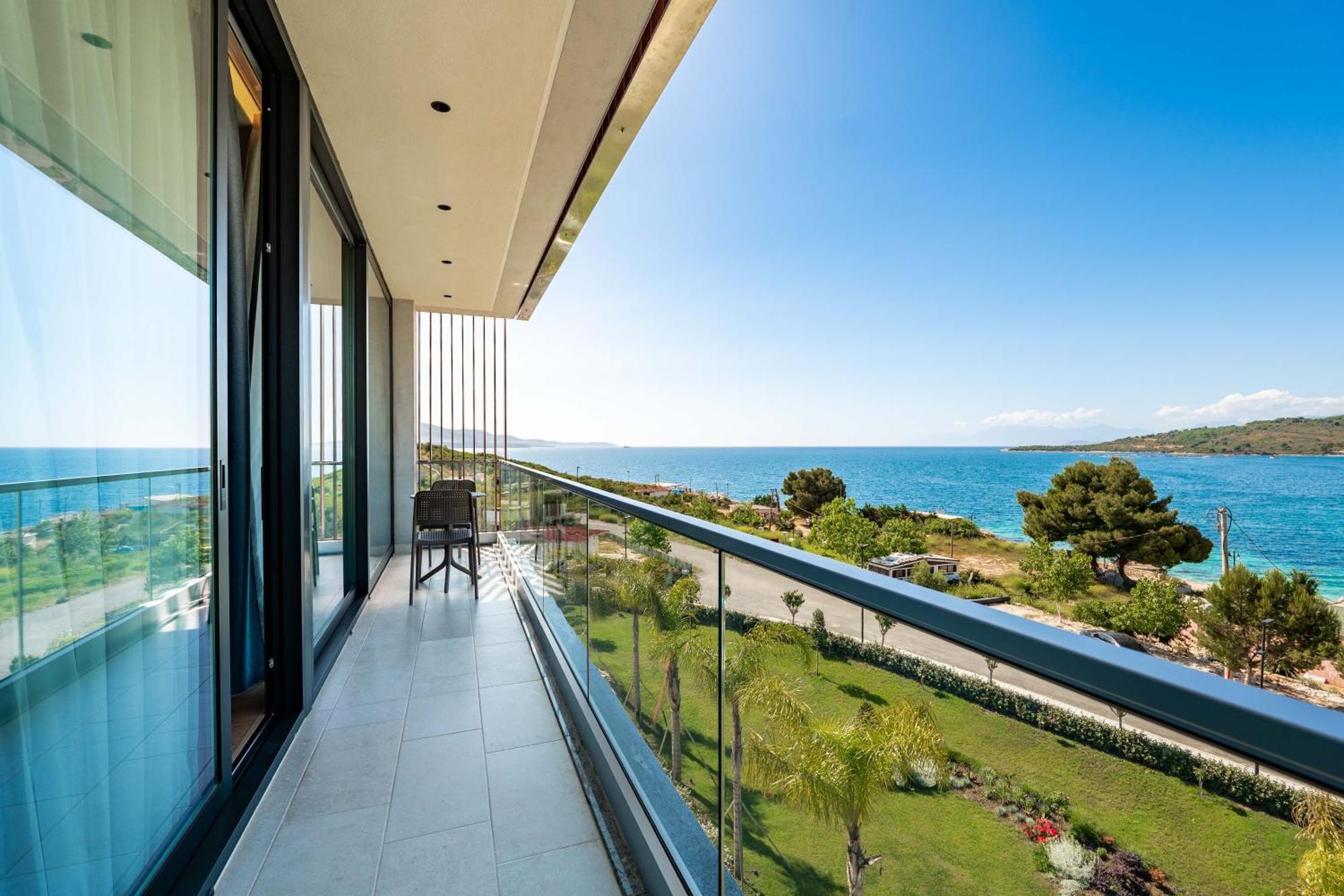 Euro Hotel Ksamil Bagian luar foto