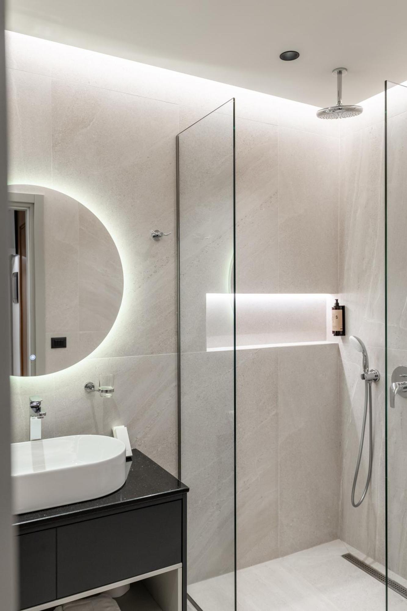 Euro Hotel Ksamil Bagian luar foto
